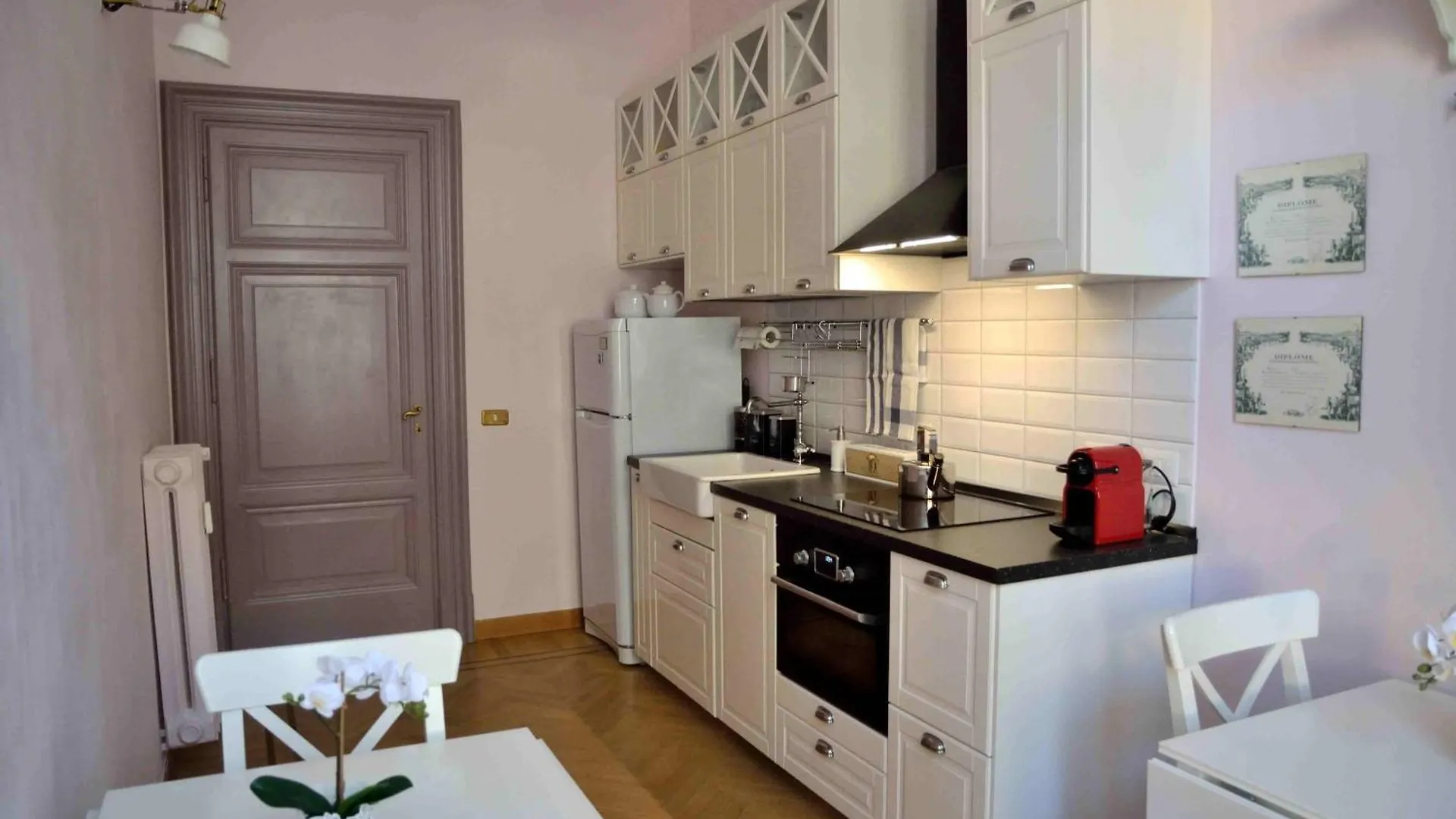 Trastevere Elegant Apartment Italia